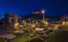 Elefteria Hotel